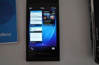 bb10-vs-android